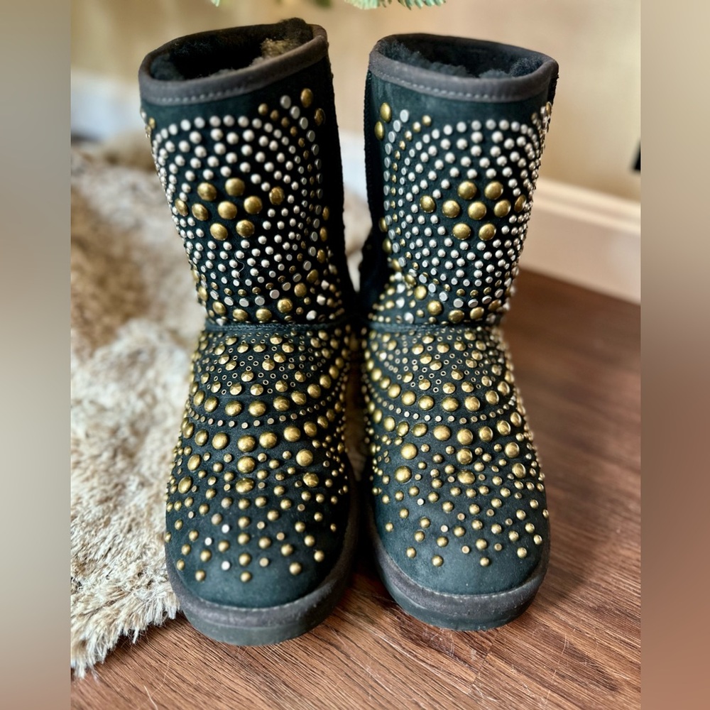 UGG X Jimmy Choo Vintage Studded Mandah Limited Edition Boots !RARE! Size 8 - Picture 5 of 16